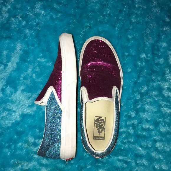 Custom Vans - Picture 2 of 3